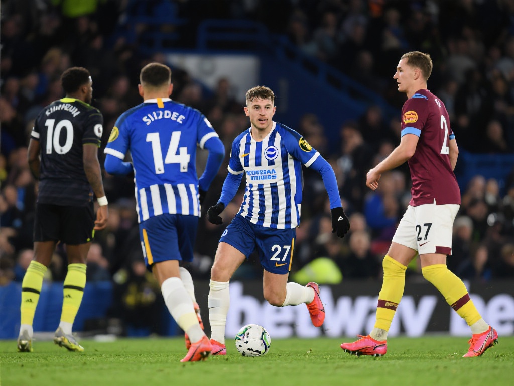 里尼奥和阿 里尼奥和阿